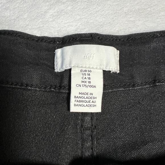 H&M High Waist Stretch Denim Shorts Size 18 NEW Casual Summer Festival Neutral - Picture 4 of 9